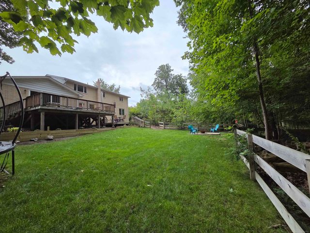 19901 S Riverhill Drive Drive, Clinton Township, MI 48036