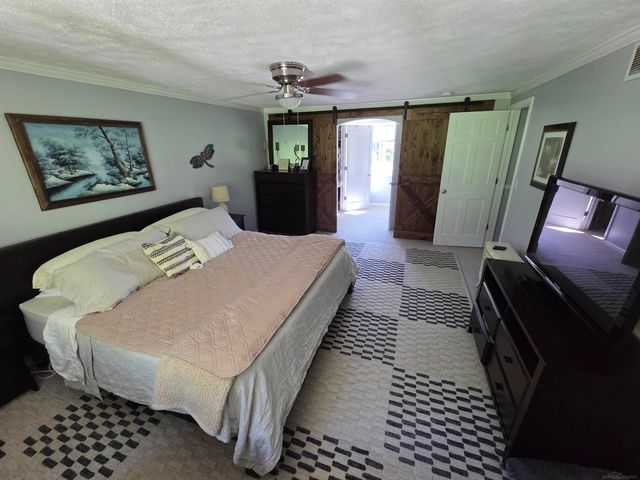 19901 S Riverhill Drive Drive, Clinton Township, MI 48036