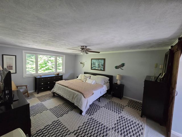 19901 S Riverhill Drive Drive, Clinton Township, MI 48036