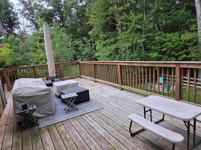 19901 S Riverhill Drive Drive, Clinton Township, MI 48036
