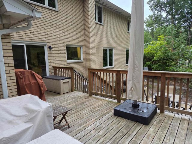 19901 S Riverhill Drive Drive, Clinton Township, MI 48036