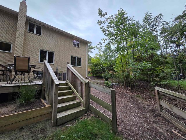 19901 S Riverhill Drive Drive, Clinton Township, MI 48036