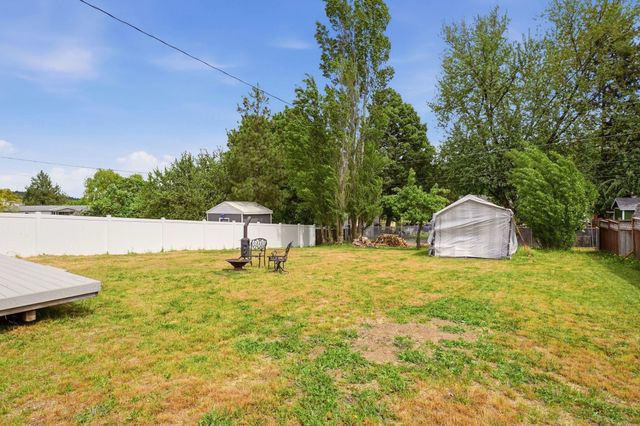 414 N Sherman Ave, Medical Lake, WA 99022