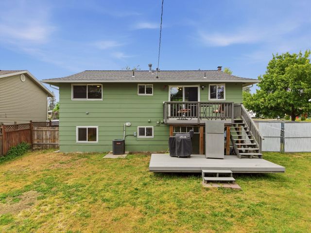 414 N Sherman Ave, Medical Lake, WA 99022