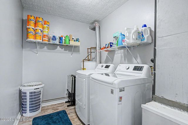 175 Mary Dr, Mt Washington, KY 40047