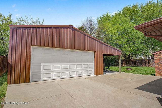 175 Mary Dr, Mt Washington, KY 40047