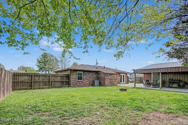 175 Mary Dr, Mt Washington, KY 40047