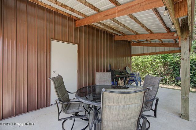 175 Mary Dr, Mt Washington, KY 40047