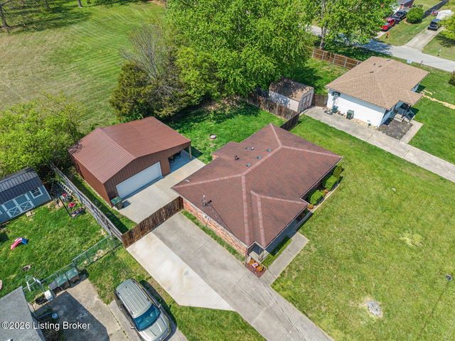 175 Mary Dr, Mt Washington, KY 40047