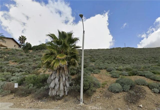 3 Crews Hil, Menifee, CA 92586