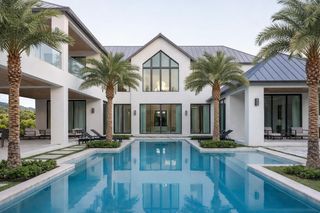 3 Hudson Avenue, Ocean Ridge, FL 33435