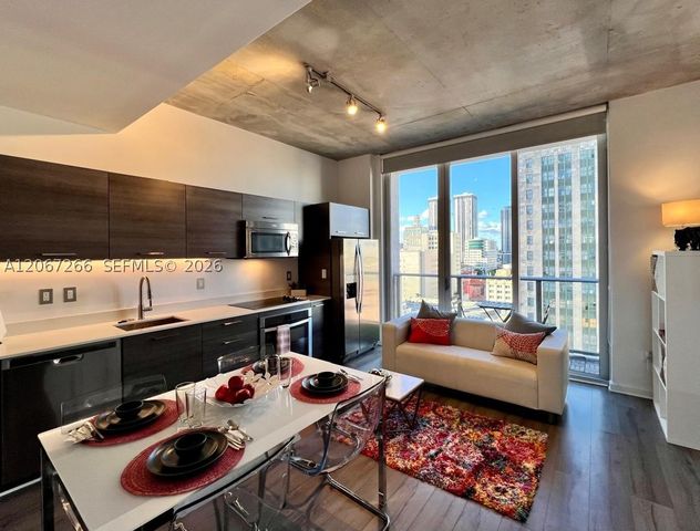 151 SE 1st St 1206, Miami, FL 33131