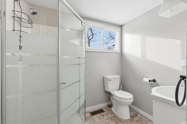 2007 California Avenue, Fort Wayne, IN 46805