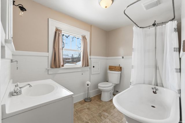 2007 California Avenue, Fort Wayne, IN 46805