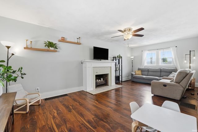 2007 California Avenue, Fort Wayne, IN 46805