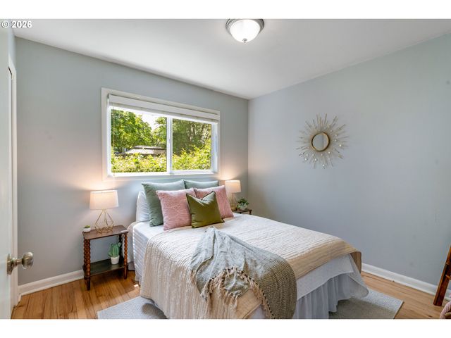 1026 Se NEHALEM St, Portland, OR 97202