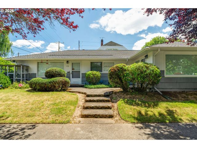 1026 Se NEHALEM St, Portland, OR 97202