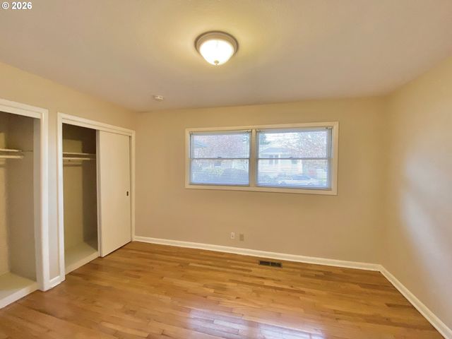 1026 Se NEHALEM St, Portland, OR 97202