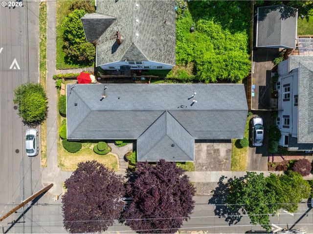 1026 Se NEHALEM St, Portland, OR 97202