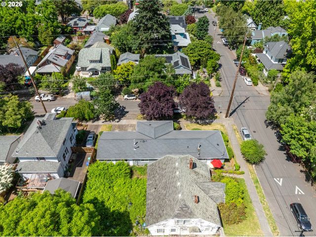 1026 Se NEHALEM St, Portland, OR 97202
