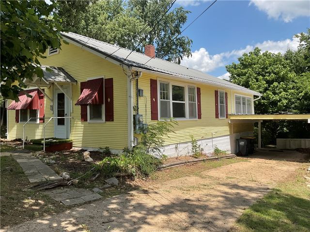 203 N Pine Street, Harrison, AR 72601