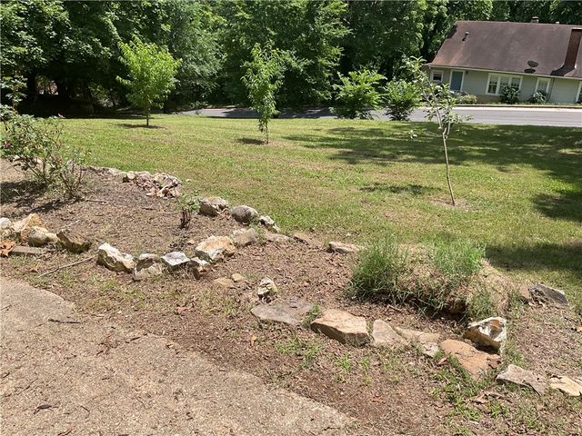 203 N Pine Street, Harrison, AR 72601
