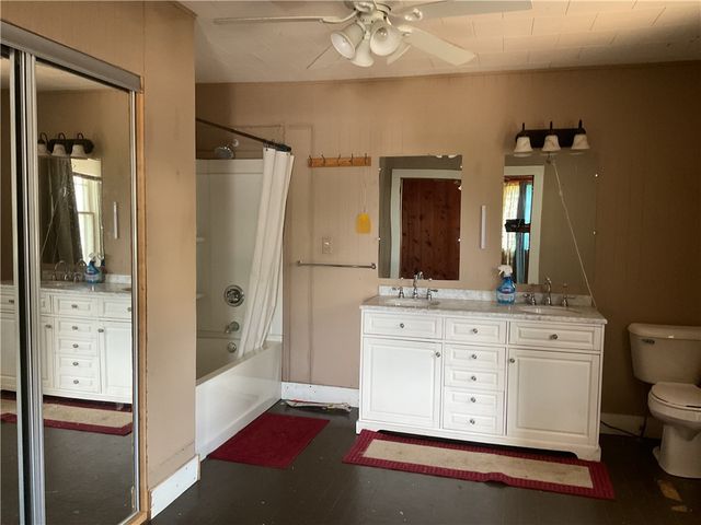 203 N Pine Street, Harrison, AR 72601