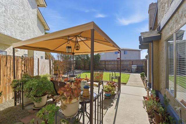 1205 E Ferguson Avenue, Visalia, CA 93292