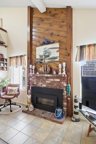 1205 E Ferguson Avenue, Visalia, CA 93292