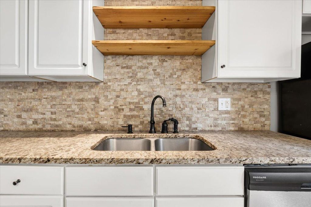 2725 Dupont Avenue S, Minneapolis, MN 55408 — photo 4