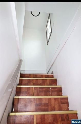 16 Krueger Place, Passaic, NJ 07055