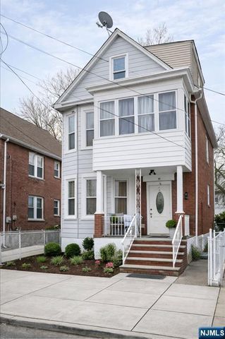 16 Krueger Place, Passaic, NJ 07055