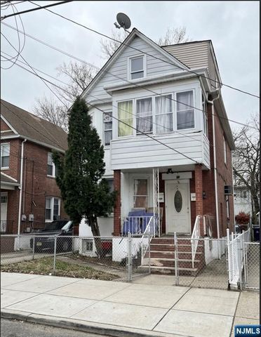 16 Krueger Place, Passaic, NJ 07055