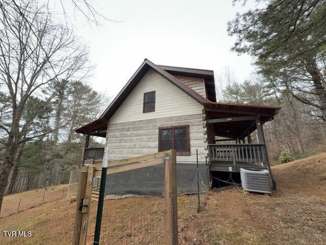 335 Bear Cage Road, Roan Mountain, TN 37687