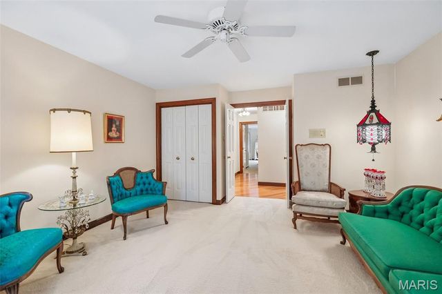 2260 Ridgley Woods Drive, Chesterfield, MO 63005