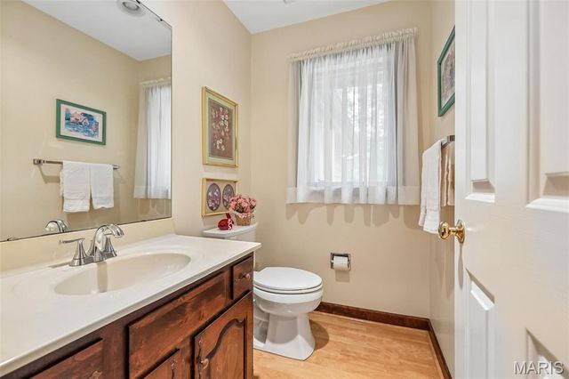 2260 Ridgley Woods Drive, Chesterfield, MO 63005