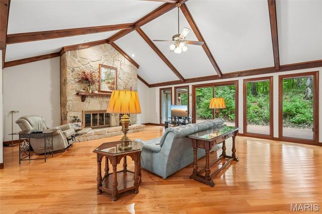 2260 Ridgley Woods Drive, Chesterfield, MO 63005