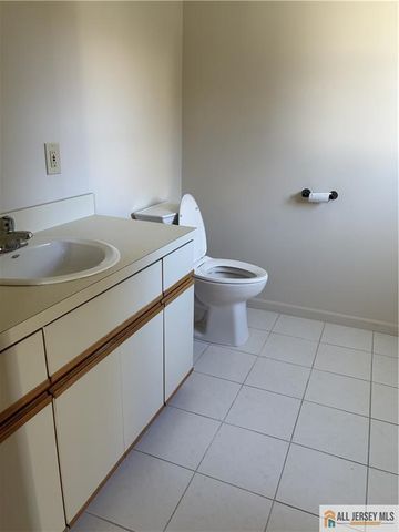 808 Kenneth Avenue 2, South Plainfield, NJ 07080