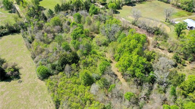 9779 Newport Lane, Midway, TX 75852