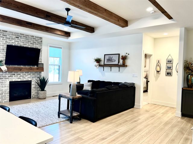 1102 NW 32nd Street, Ankeny, IA 50023