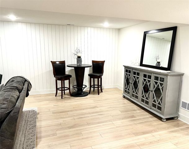 1102 NW 32nd Street, Ankeny, IA 50023