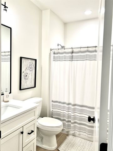 1102 NW 32nd Street, Ankeny, IA 50023