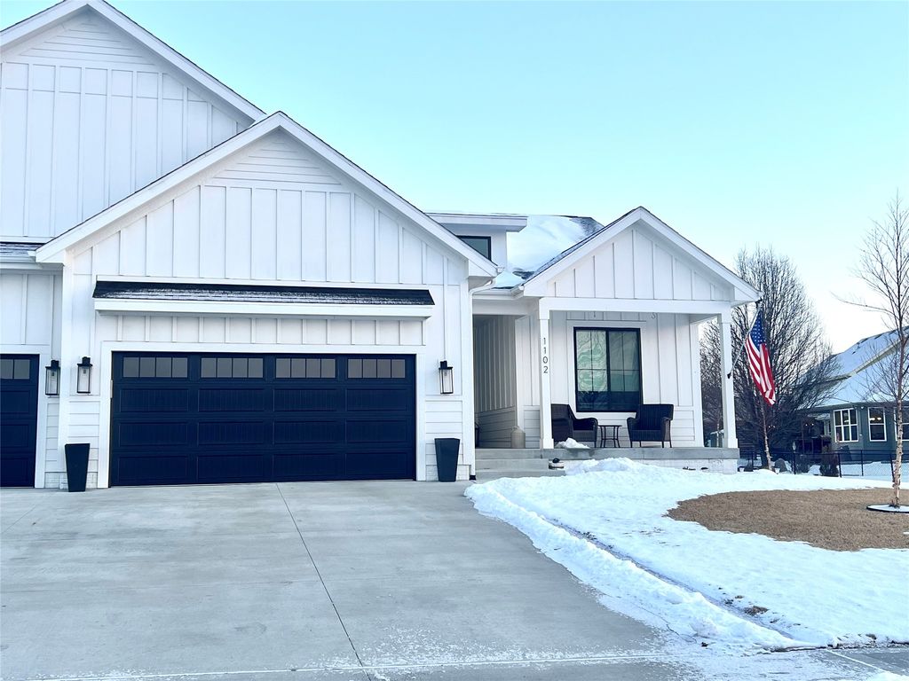 1102 NW 32nd Street, Ankeny, IA 50023