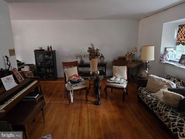 716 CALVERT LN, Fort Washington, MD 20744