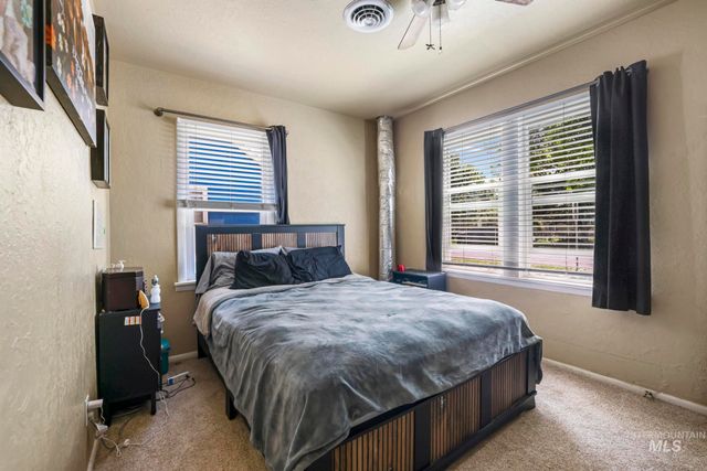 605 4th Ave E, Twin Falls, ID 83301