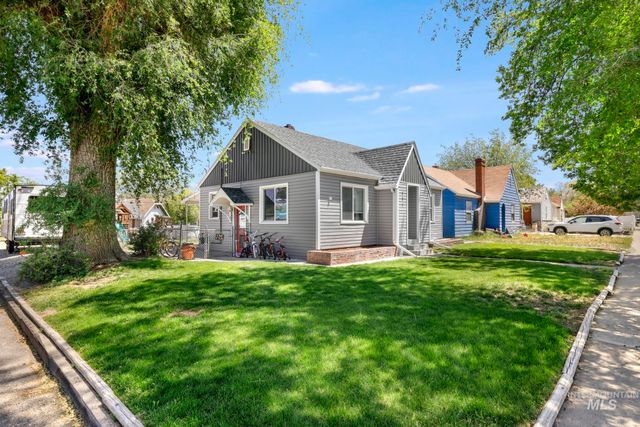 605 4th Ave E, Twin Falls, ID 83301
