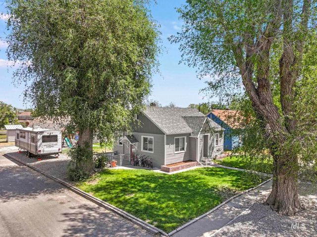 605 4th Ave E, Twin Falls, ID 83301