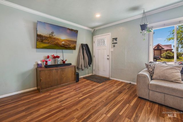 605 4th Ave E, Twin Falls, ID 83301