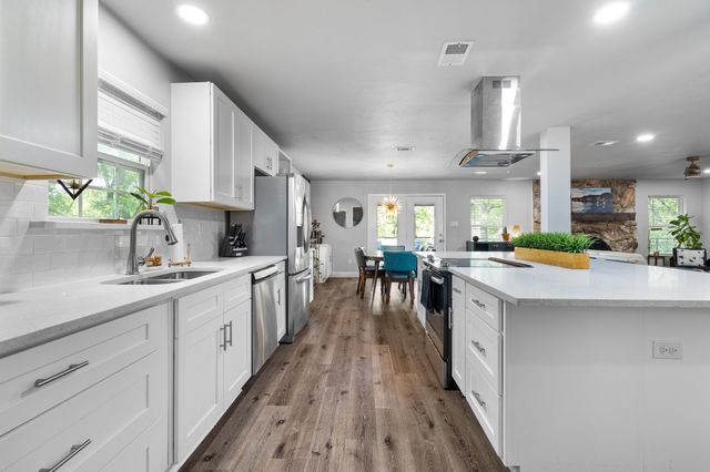 3417 Shady Oaks Drive, Flower Mound, TX 75022
