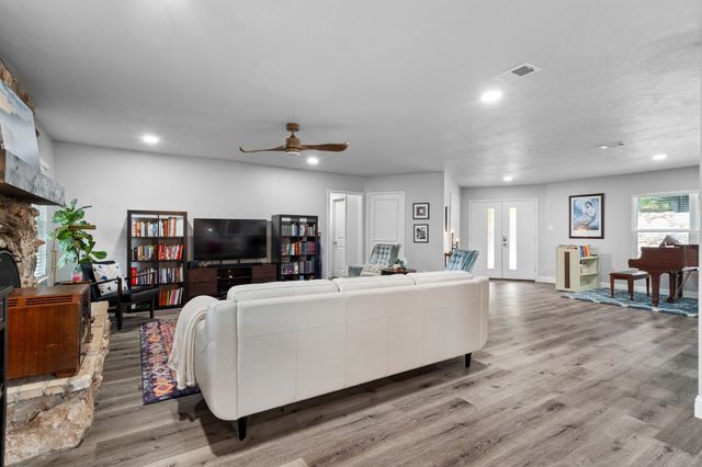 3417 Shady Oaks Drive, Flower Mound, TX 75022